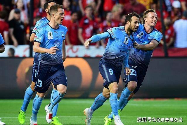 特里谈梅西：防他简直难如登天，换球衣才靠近过